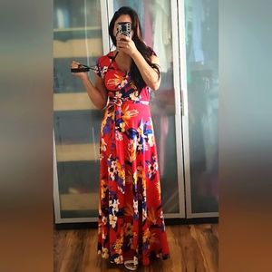 V-Neck Red floral Maxi dress